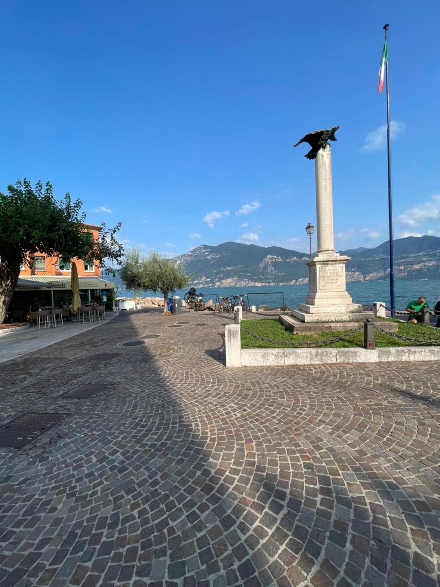 Appartamento Casa Francesca Castelletto Di Brenzone Esterno foto